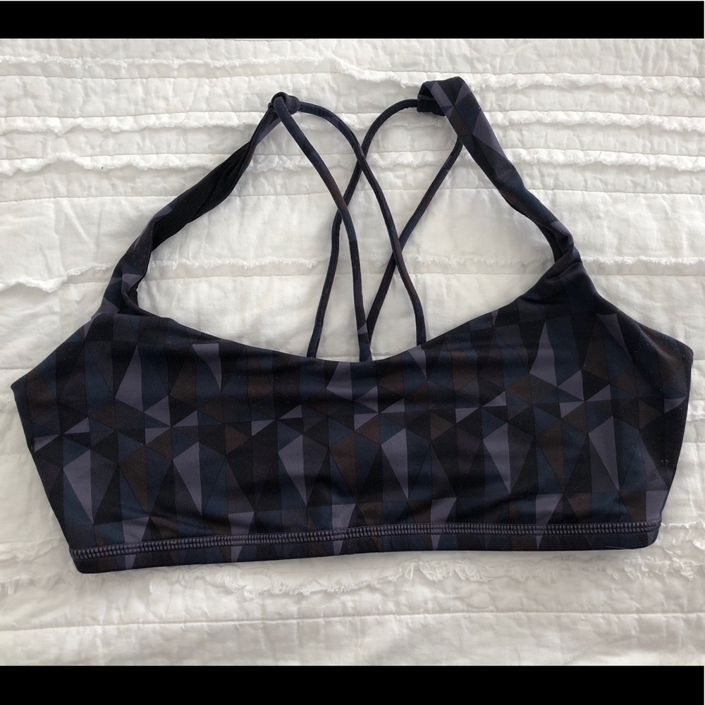Lululemon Free To Be Bra